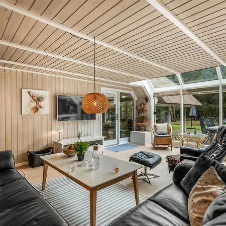 Verna - 800m From The Sea By Interhome *